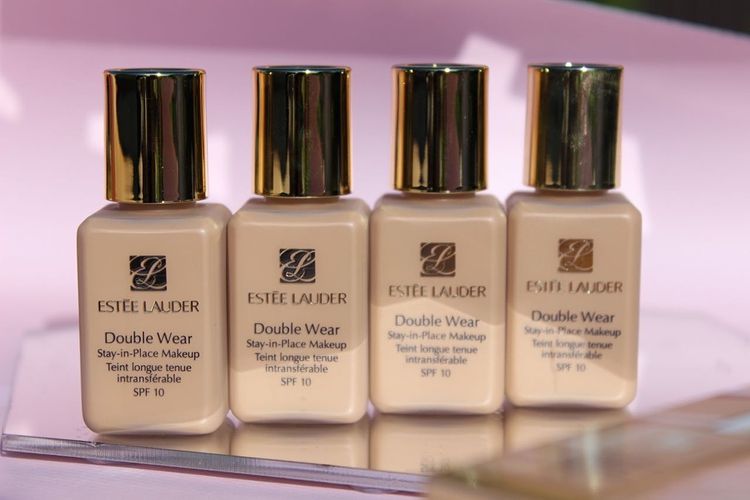 Estee Lauder Double Wear Stay-in-Place Makeup SPF10