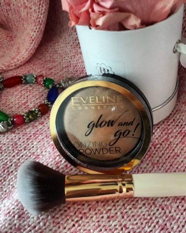 Eveline Cosmetics Glow & Go Bronzing Powder